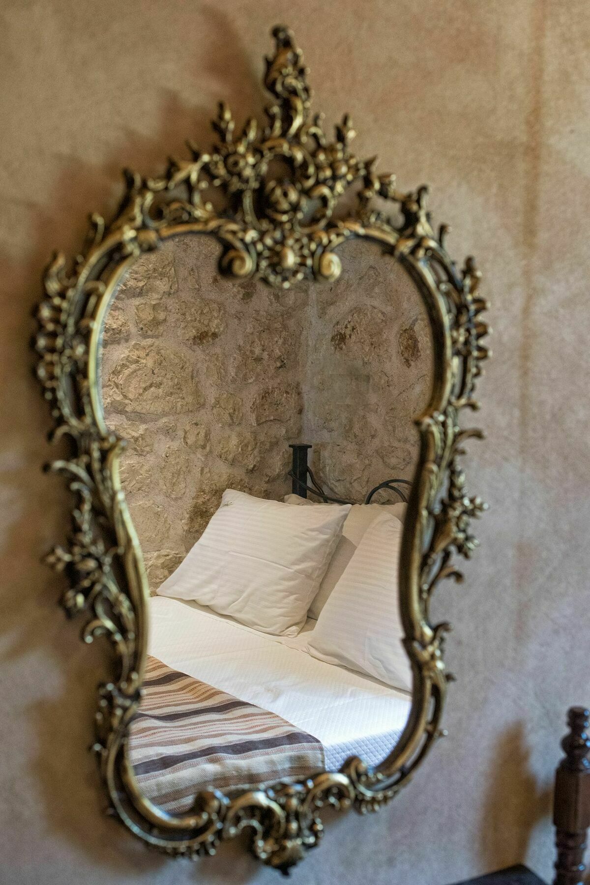 Traditional Fioretta Villa Mármaron
