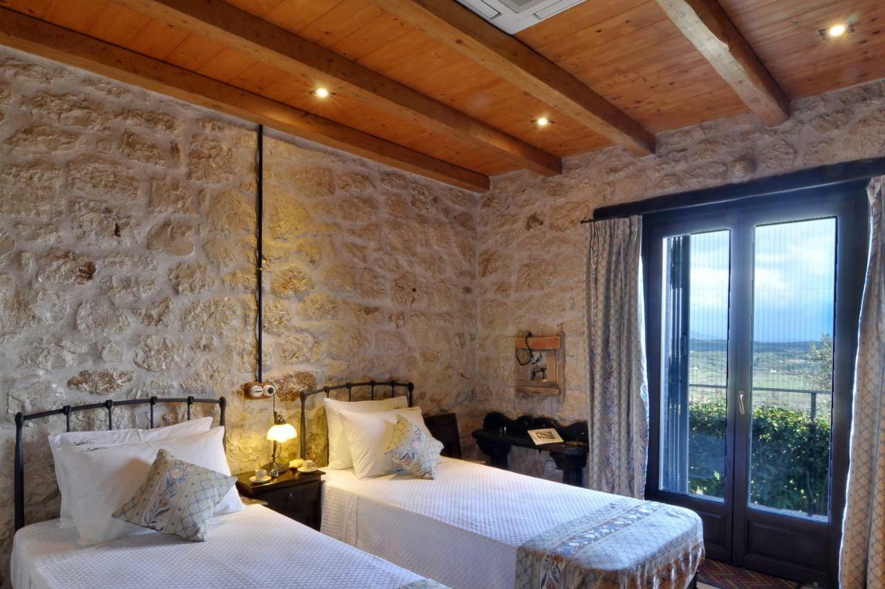 Traditional Fioretta Villa